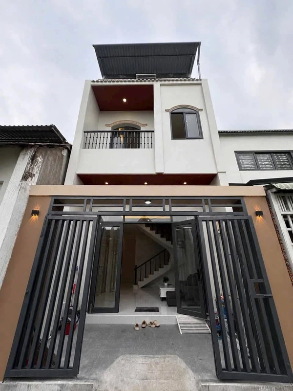 Bán nhà 4PN 124m2 Hẻm Nguyễn Trung Trực Rạch Giá
