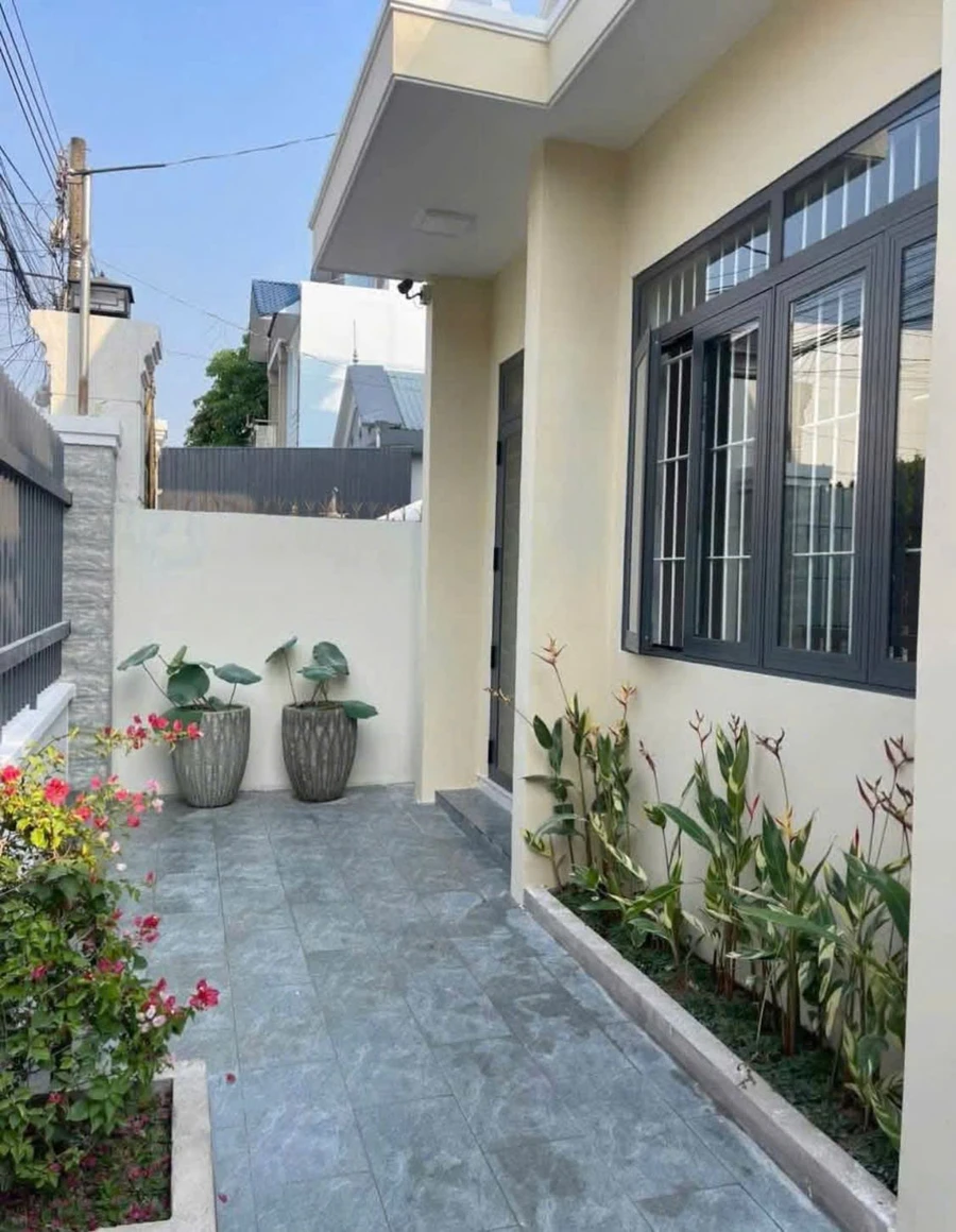 Bán nhà mái Thái sát KDC Phú Hòa 1, 193m2, 6,8 tỷ - Ảnh thu nhỏ 5
