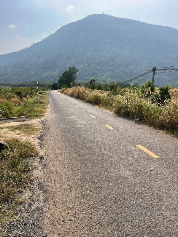 Bán đất Tây Ninh 1 mẫu 7 (6700m²) giá 5 tỷ 8