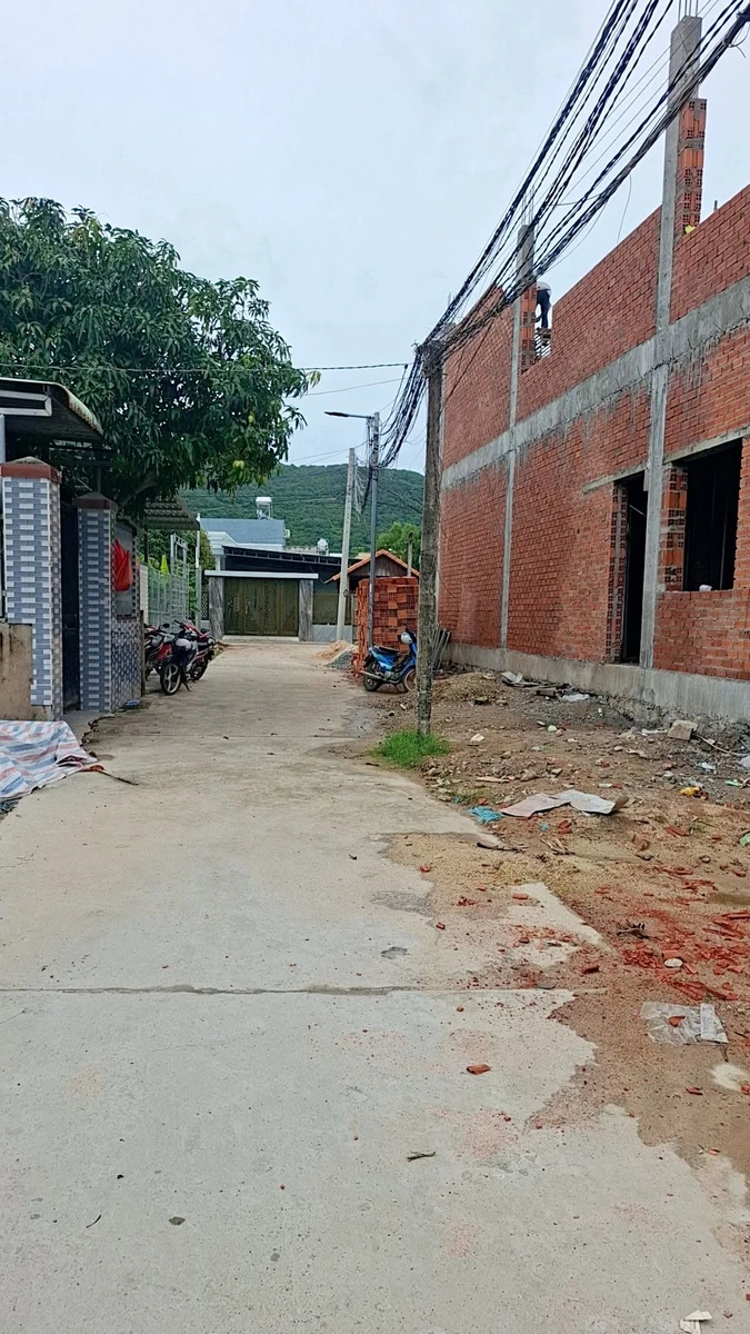 Bán đất 345m2 (160m2 thổ cư) giá 2,45 tỷ tại Phước Hưng, Long Hải - Ảnh 1