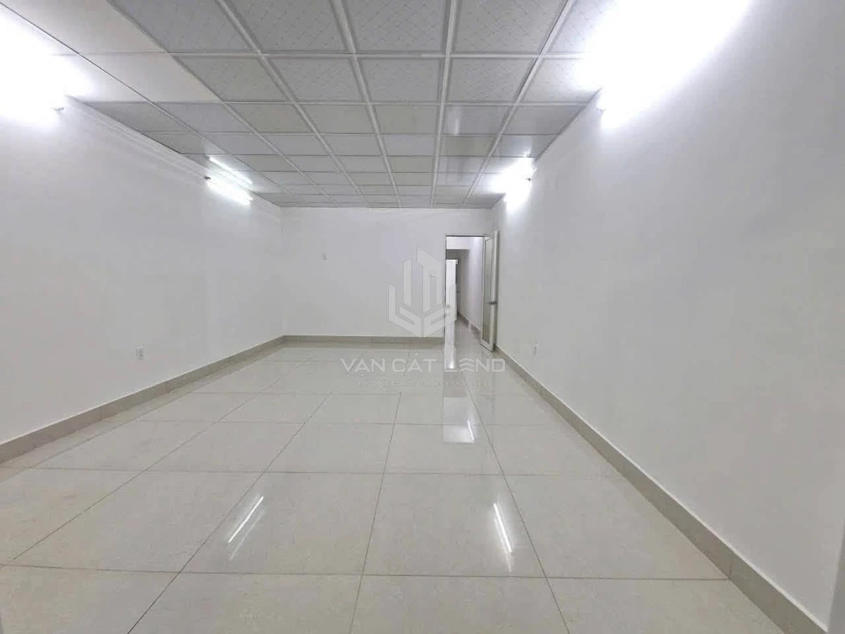 Bán nhà 1 trệt 2 lầu hẻm ô tô Hoàng Hoa Thám 90m² 9,4 tỷ - Ảnh thu nhỏ 2