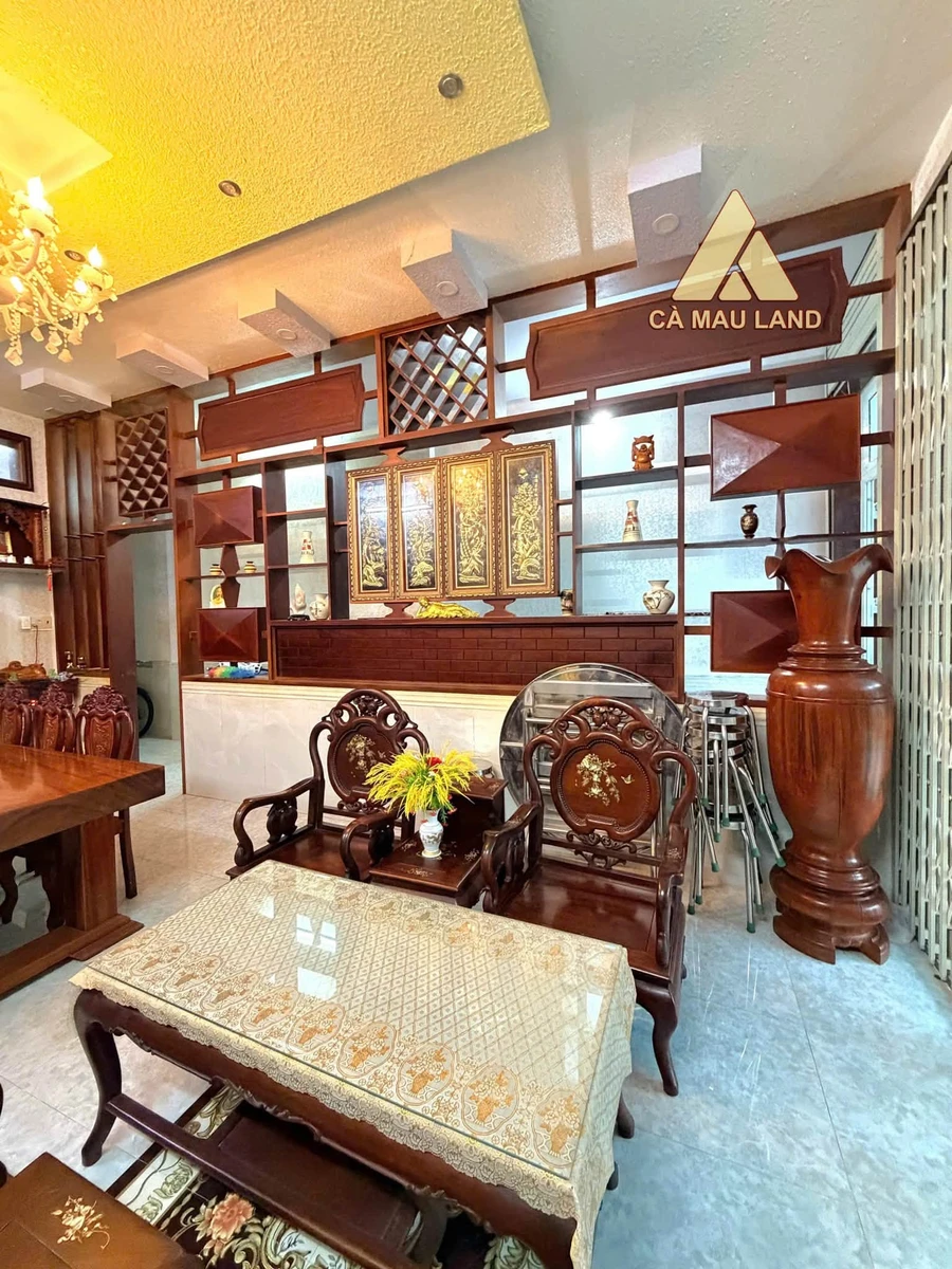 Bán nhà 1 trệt 2 lầu mặt tiền 366.7m2 Cà Mau - Ảnh thu nhỏ 3