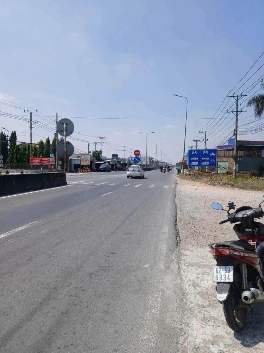 Bán đất mặt tiền TL824 Lương Bình, Bến Lức, Long An, 8x72m, giá 6,5 tỷ - Ảnh thu nhỏ 3