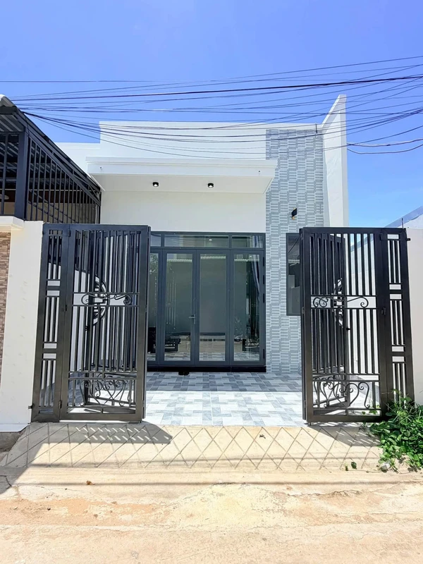 Bán nhà Rạch Giá 2 phòng ngủ 91m² 1 tỷ 550