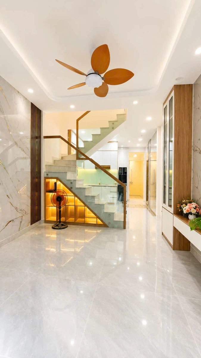 Bán nhà mặt tiền Minh Phụng, Quận 11 - 45m2, 3PN, 6 tỷ - Ảnh thu nhỏ 2
