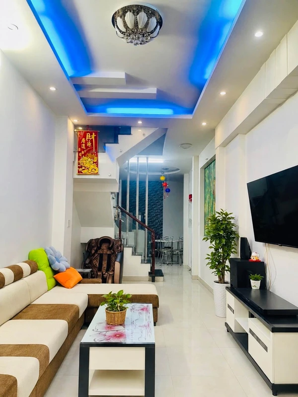 Bán nhà mặt tiền 106m² Đinh Công Tráng Quận 1, 28 tỷ 3x21tc