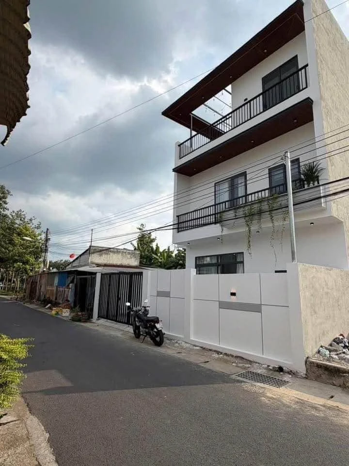 Bán nhà 1 trệt 1 lầu 81m² Phú Mỹ, Thủ Dầu Một, Bình Dương - Ảnh thu nhỏ 2