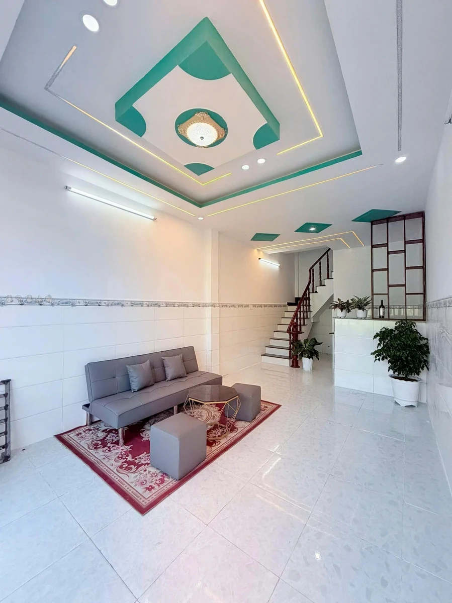 Bán nhà 4x8m một lầu 2 WC giá 520 triệu gần Cầu Lớn Hóc Môn - Ảnh 1