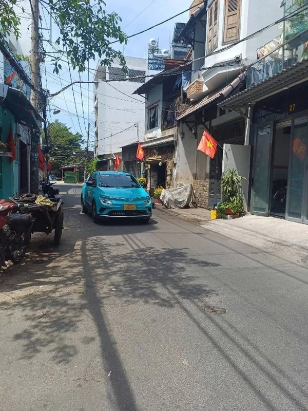 Bán khách sạn 5 tầng 18 phòng đường Đoàn Phú Tứ, Liên Chiểu, Đà Nẵng giá 19 tỷ 2359740