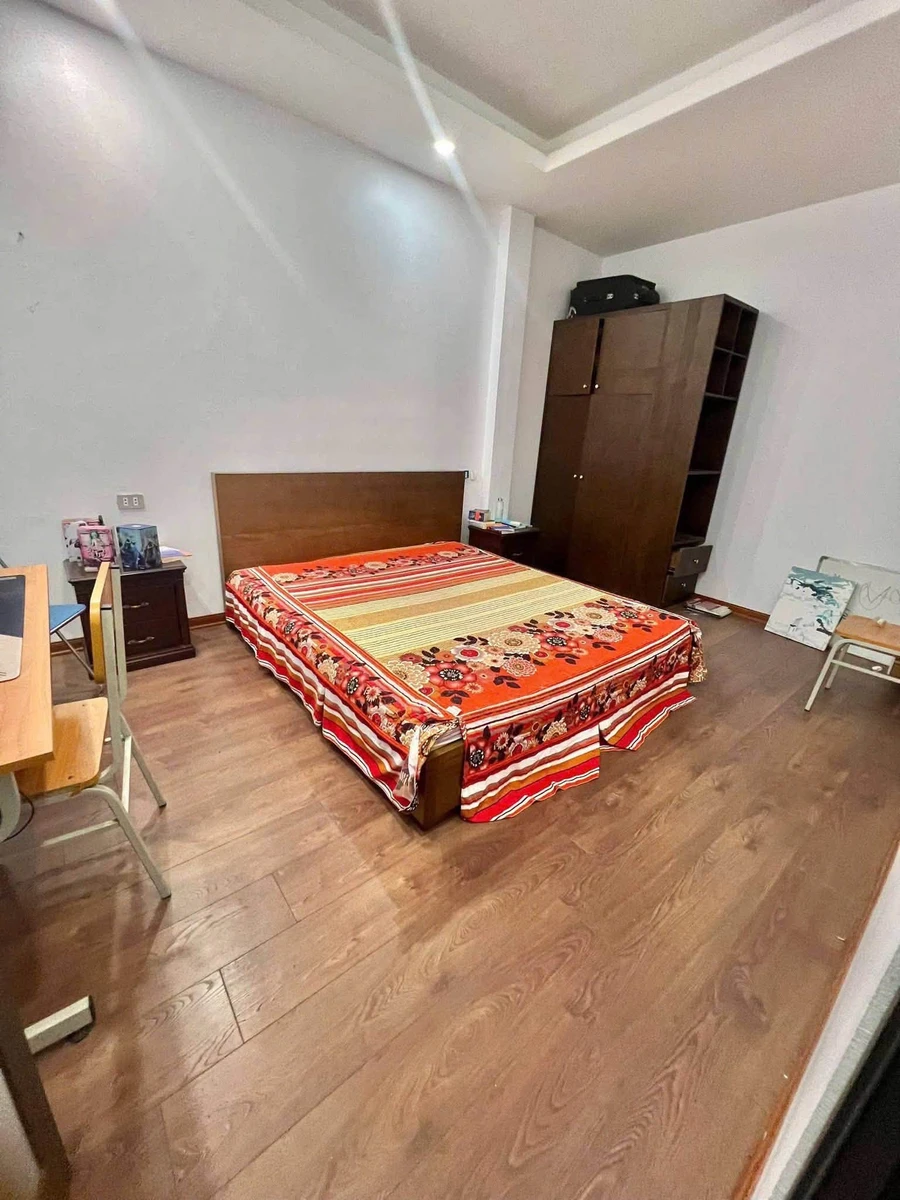Bán nhà 3 tầng 122m2 Lý Công Uẩn, 3 phòng ngủ, 3,95 tỷ - Ảnh thu nhỏ 4