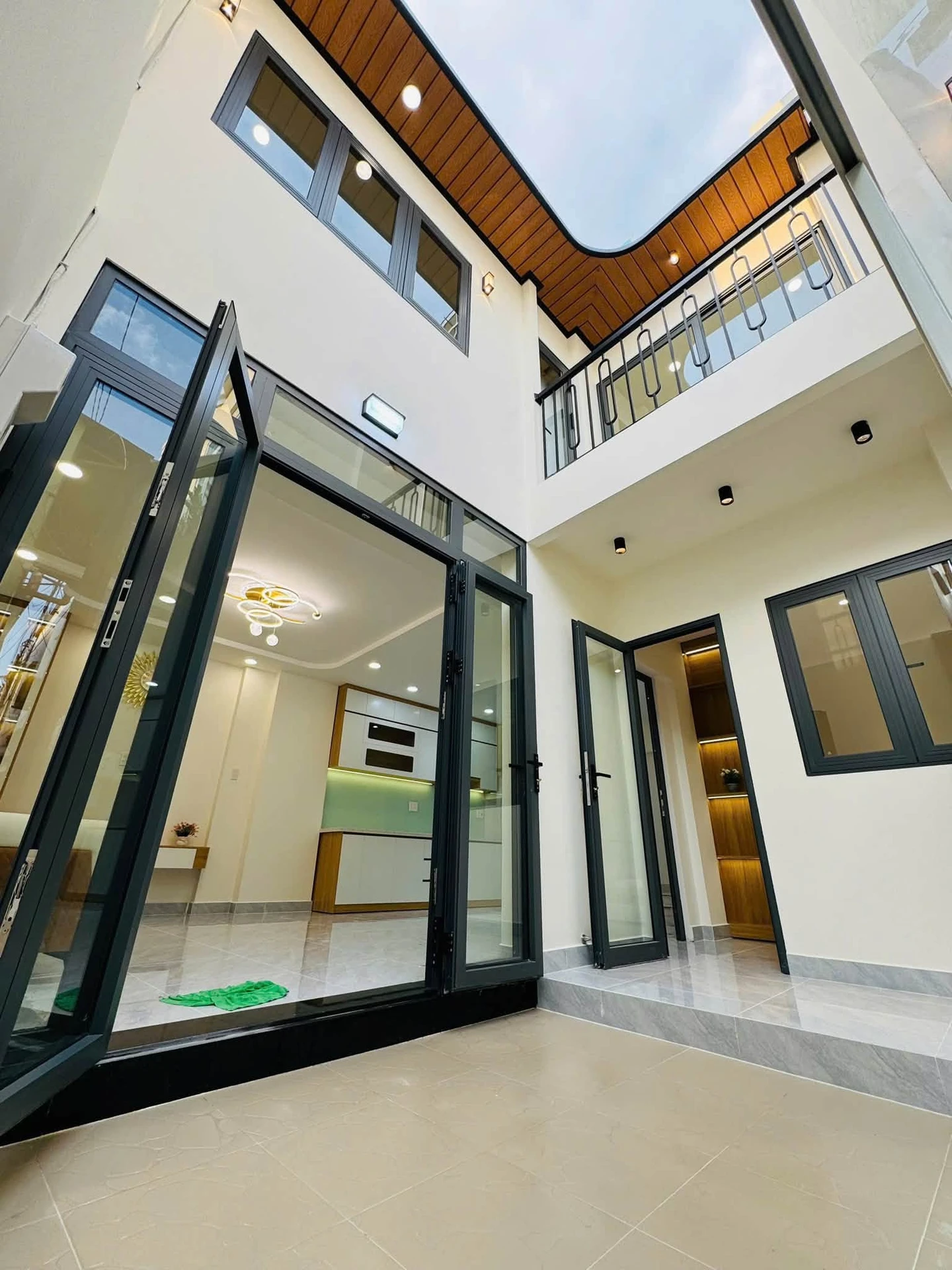 Bán nhà 3PN Văn Cao, Tân Phú, 55.4m2, 4 tỷ 850 triệu - Ảnh 1