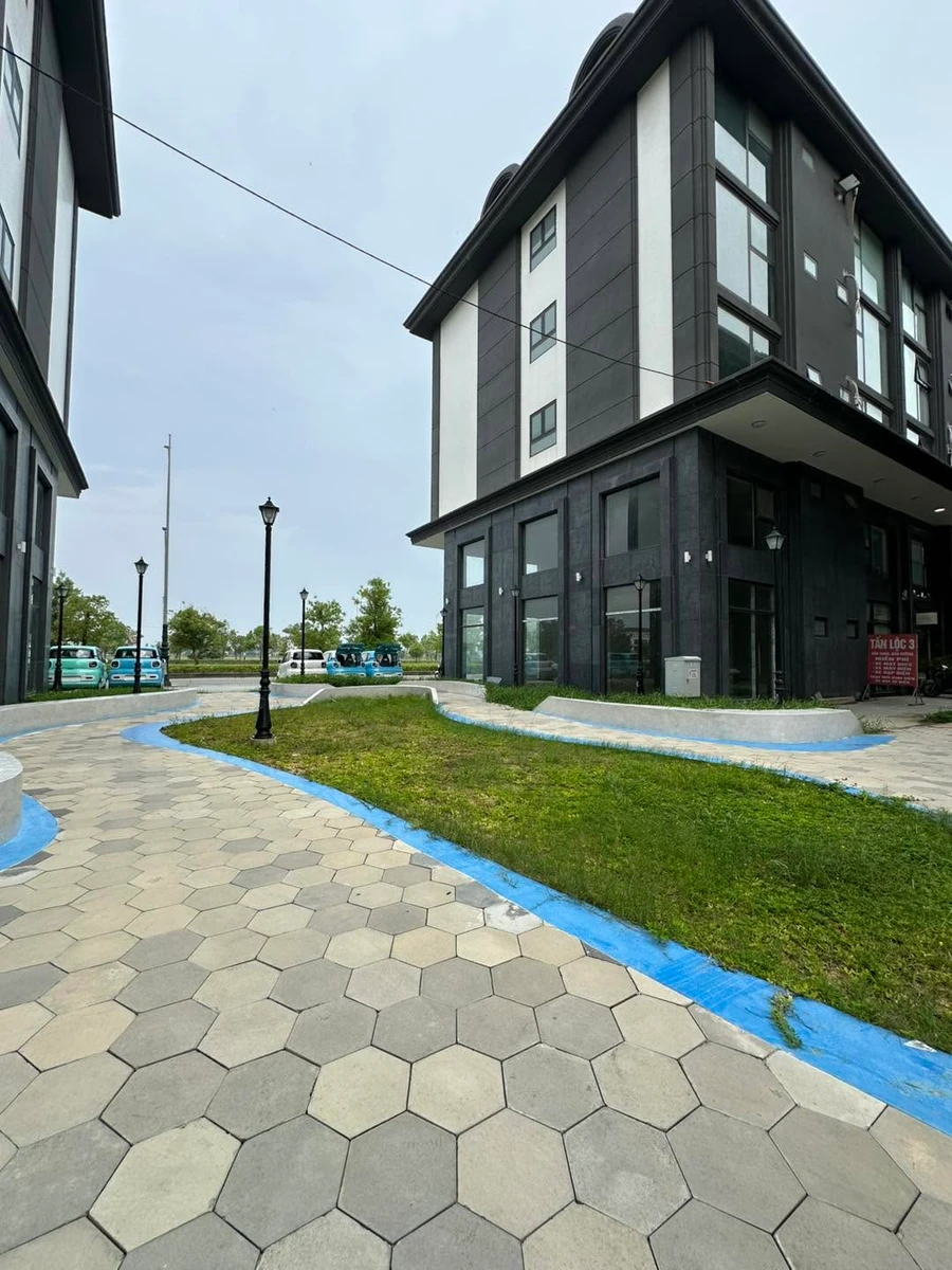 Bán shophouse góc 5 tầng 93m2 Võ Nguyên Giáp Huế 13.6 tỷ - Ảnh thu nhỏ 3