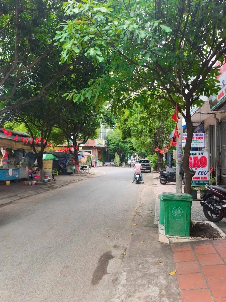Bán nhà 1 trệt 2 lầu 4x18m KDC D2D Võ Thị Sáu đường D3, giá 7,65 tỷ - Ảnh thu nhỏ 3
