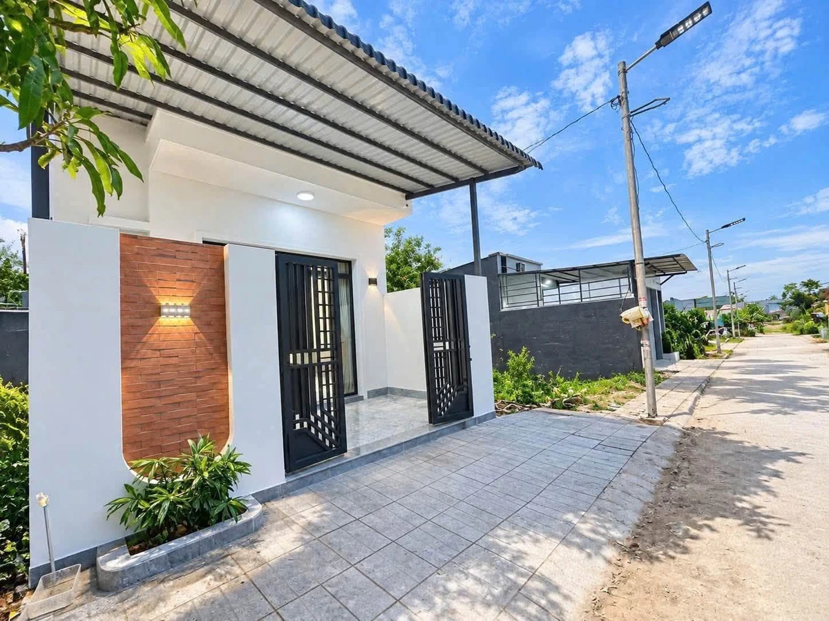 Bán nhà 2 phòng ngủ 95m² Khu Giáo Viên Hồng Bàng An Giang - Ảnh thu nhỏ 2