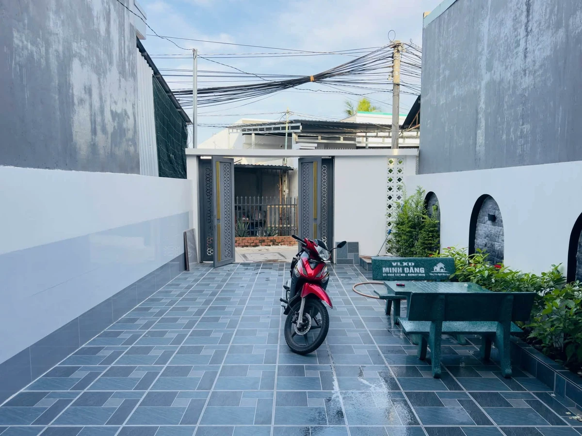 Bán nhà 1 trệt 1 lầu 3PN đường Xóm Kẽm, thị trấn Đức Hòa, Long An giá 2,8 tỷ - Ảnh thu nhỏ 4