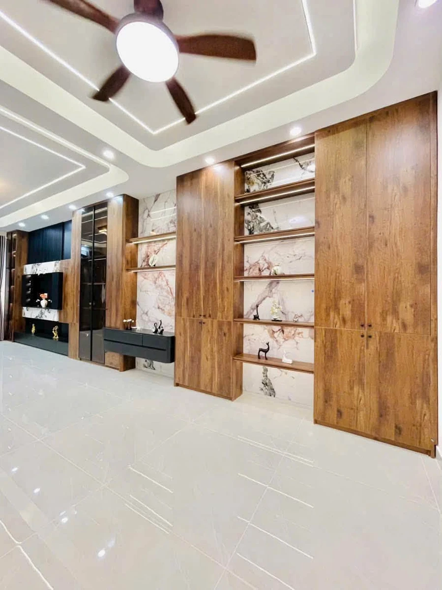 Bán nhà hẻm 8m Đình Nghi Xuân, Bình Tân, 1 trệt 2 lầu, 4PN, giá 7,8 tỷ - Ảnh thu nhỏ 4