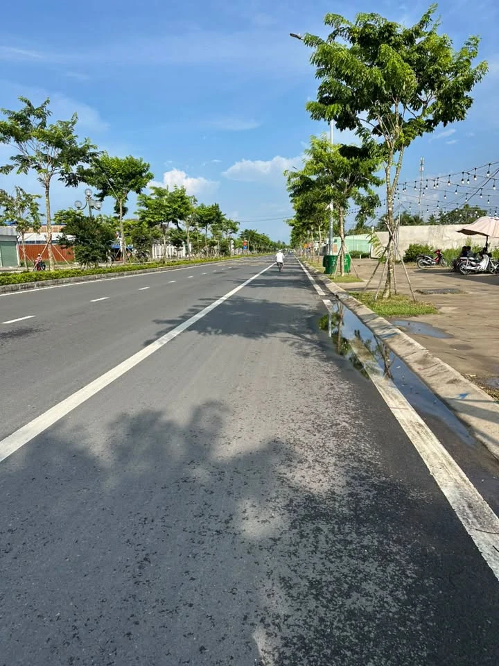 Bán đất mặt tiền Đại Lộ Đông Tây Bến Tre 262m2, 8 tỷ 9 - Ảnh 1
