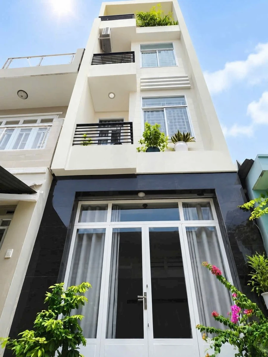 Bán nhà hẻm 3 lầu 33m2 Lý Chiêu Hoàng, Bình Phú, Quận 6 giá 5,2 tỷ - Ảnh 1