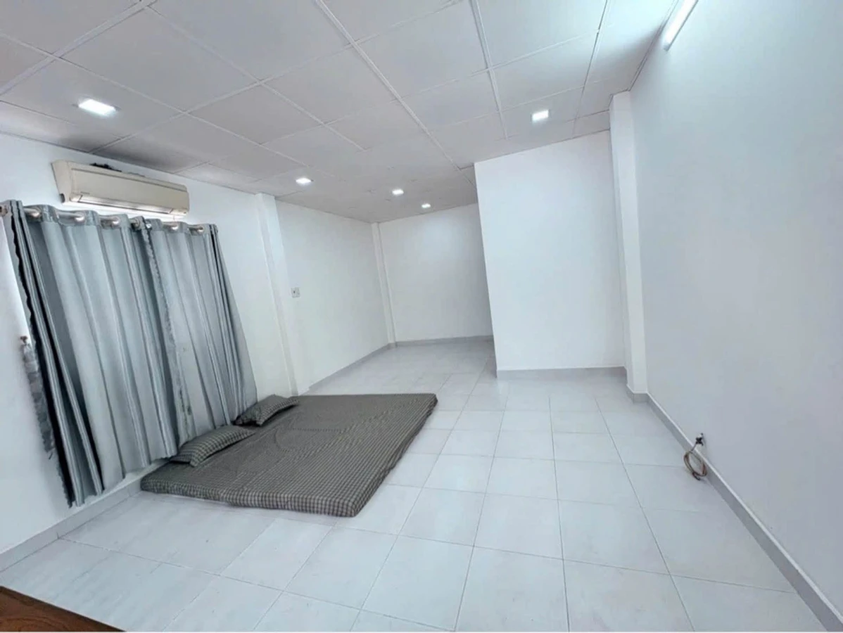Bán nhà 92m2 gần Lotte Quận 7, giá 4.5 tỷ - Ảnh thu nhỏ 3