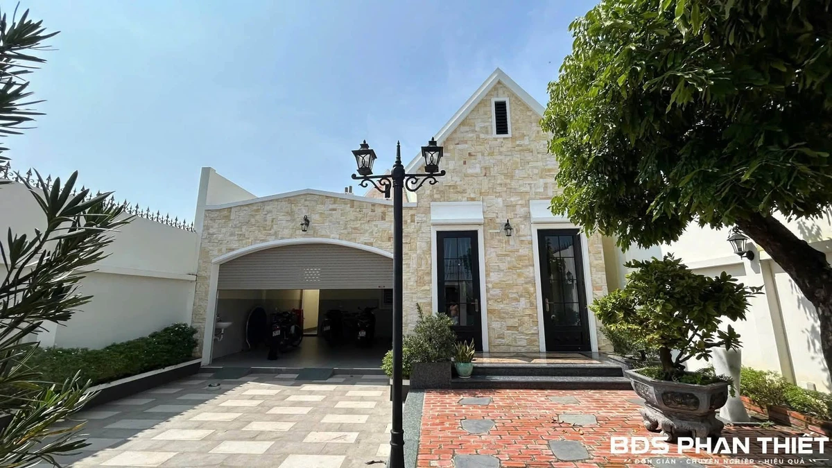 Bán nhà 4PN rộng 367m² Hùng Vương II Phú Thủy 13 tỷ - Ảnh 1