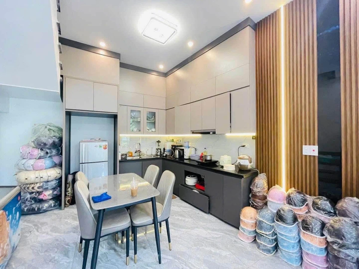 Bán nhà 3 tầng 42m² ngõ Vũ Hựu Hải Dương 2,1 tỷ - Ảnh thu nhỏ 3