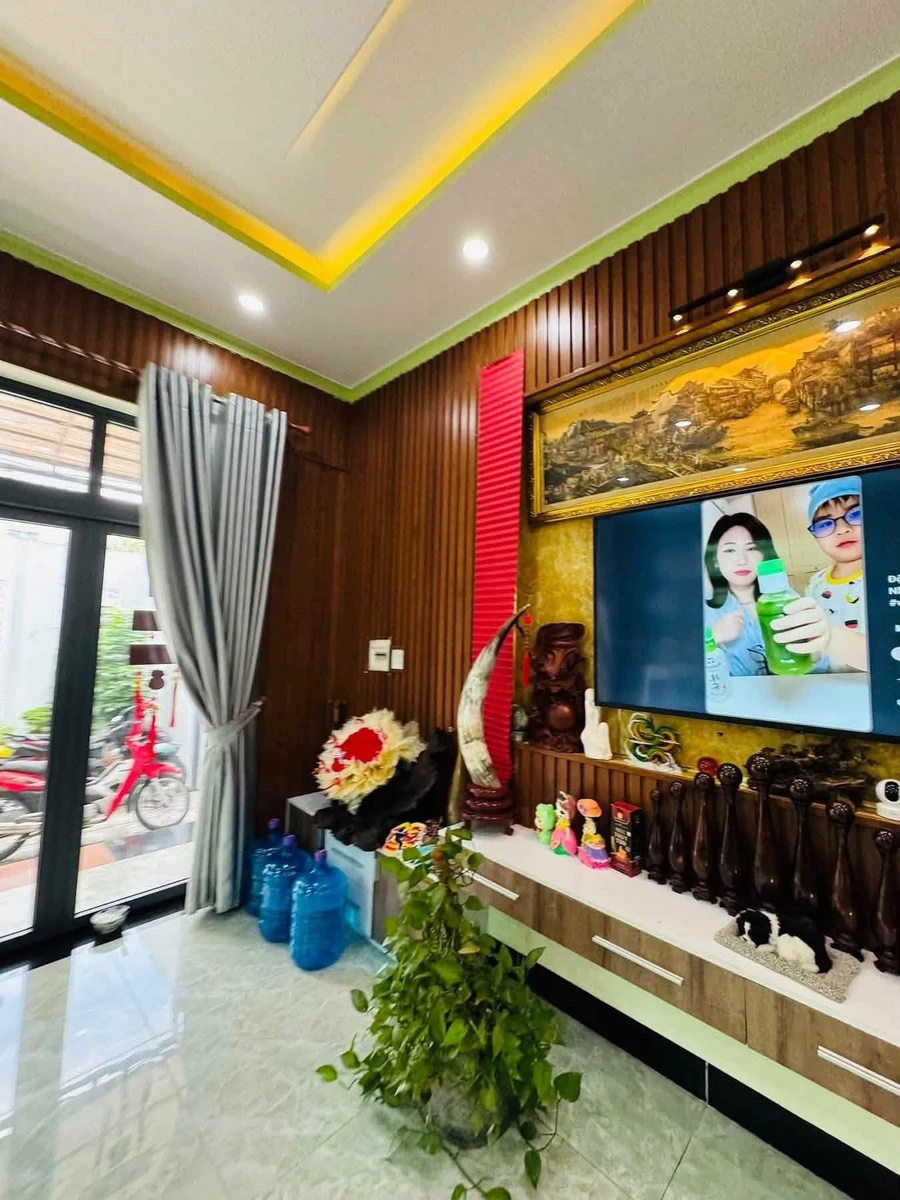 Bán nhà 1 trệt 1 lầu 230m² trung tâm Phan Thiết - Ảnh thu nhỏ 5