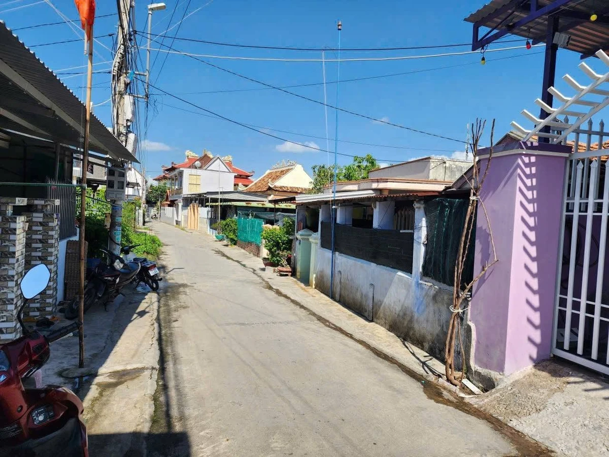 Bán nhà 6 phòng gần biển Ninh Hòa Khánh Hòa 234m² 4 tỷ - Ảnh 1