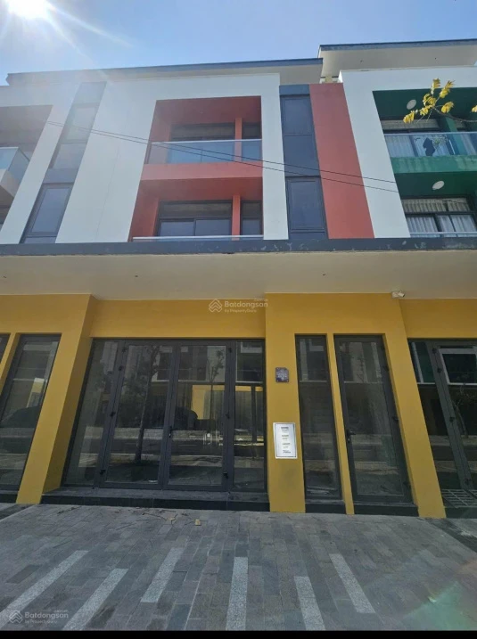 Bán biệt thự 5PN + 5WC, 95m2 tại Sơn Chi, Meyhomes Capital Phú Quốc, 5,7 tỷ VND - Ảnh thu nhỏ 2