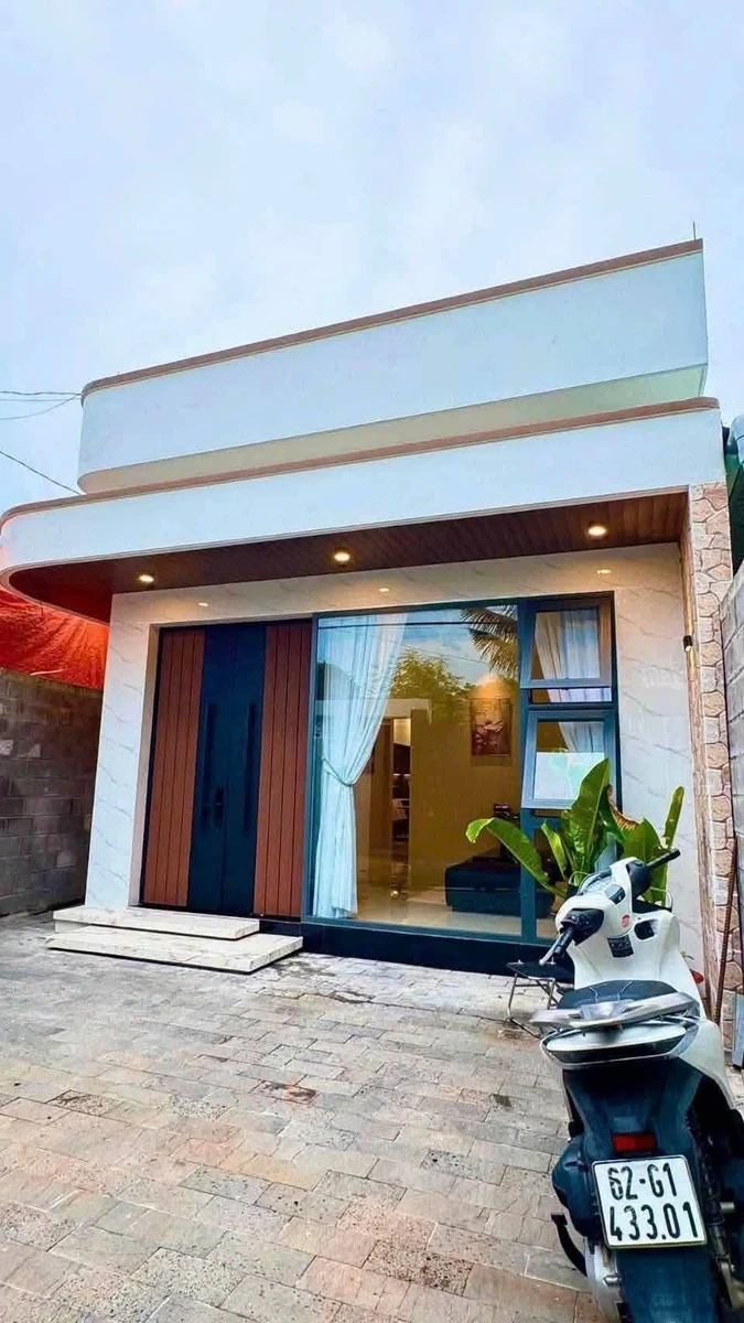 Bán nhà cấp 4 hẻm ĐT 827, Xã Bình Tâm, Tân An, Long An giá 1 tỷ 999 triệu - Ảnh 1