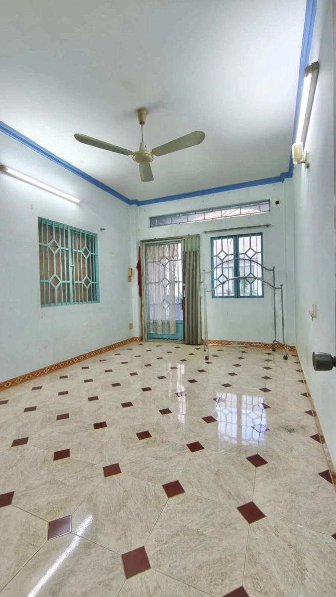 Bán nhà 3 tầng 30m2, 3PN 3WC, hẻm 4m gần vòng xoay Lê Đại Hành, Quận 11 - Ảnh thu nhỏ 4