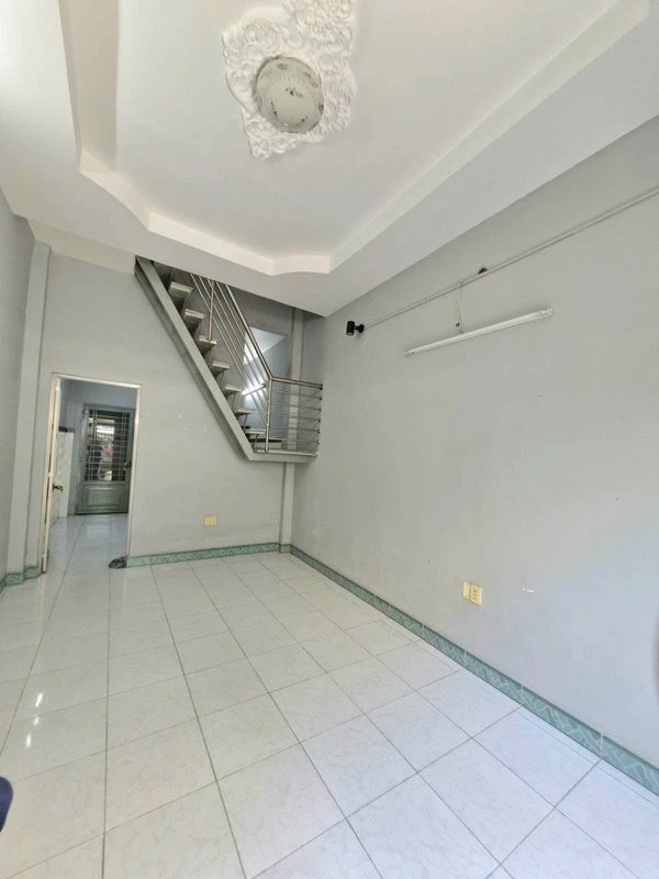 Bán nhà 2 tầng 43m2 Lê Quang Định Bình Thạnh hơn 4 tỷ