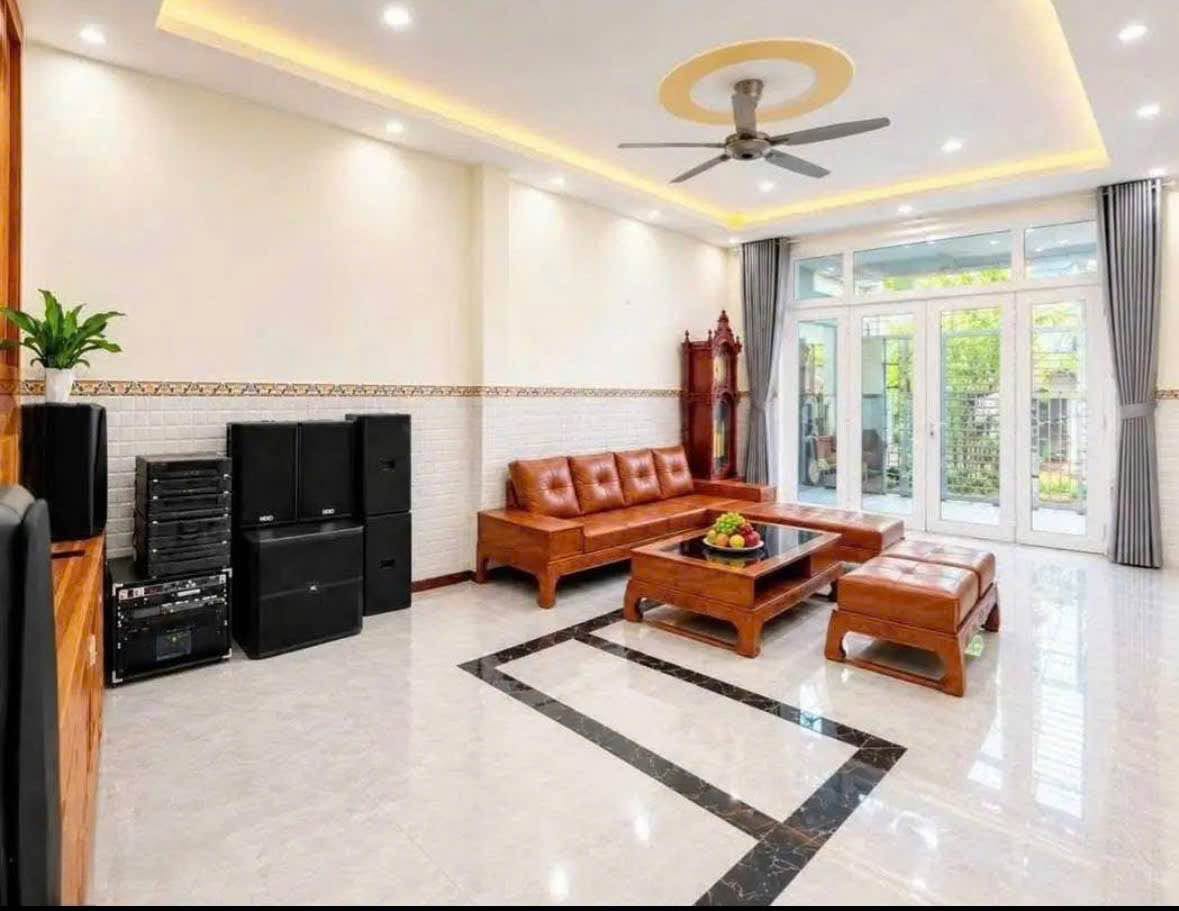 Nhà phố 2 tầng 52.4 m2 Lê Hồng Phong, Nha Trang 3.5 tỷ
