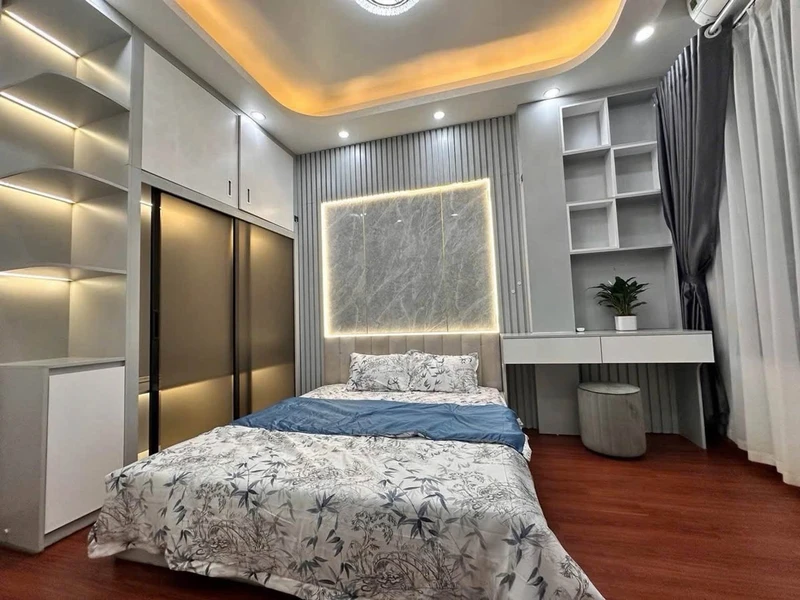 Bán nhà 4 tầng 23m2 mặt tiền 5m gần Hồ Ba Mẫu, Đống Đa, Hà Nội