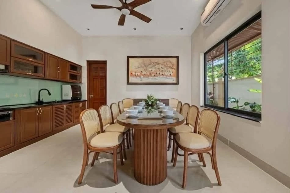 Bán villa 3 tầng 4PN có hồ bơi riêng, mặt phố Tây An Thượng, Đà Nẵng - Ảnh 1