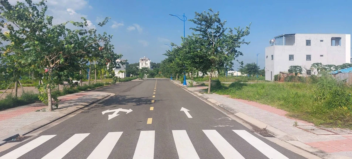 Bán đất tái định cư Hoà Long 90m² đối diện công viên 2,45 tỷ - Ảnh 1