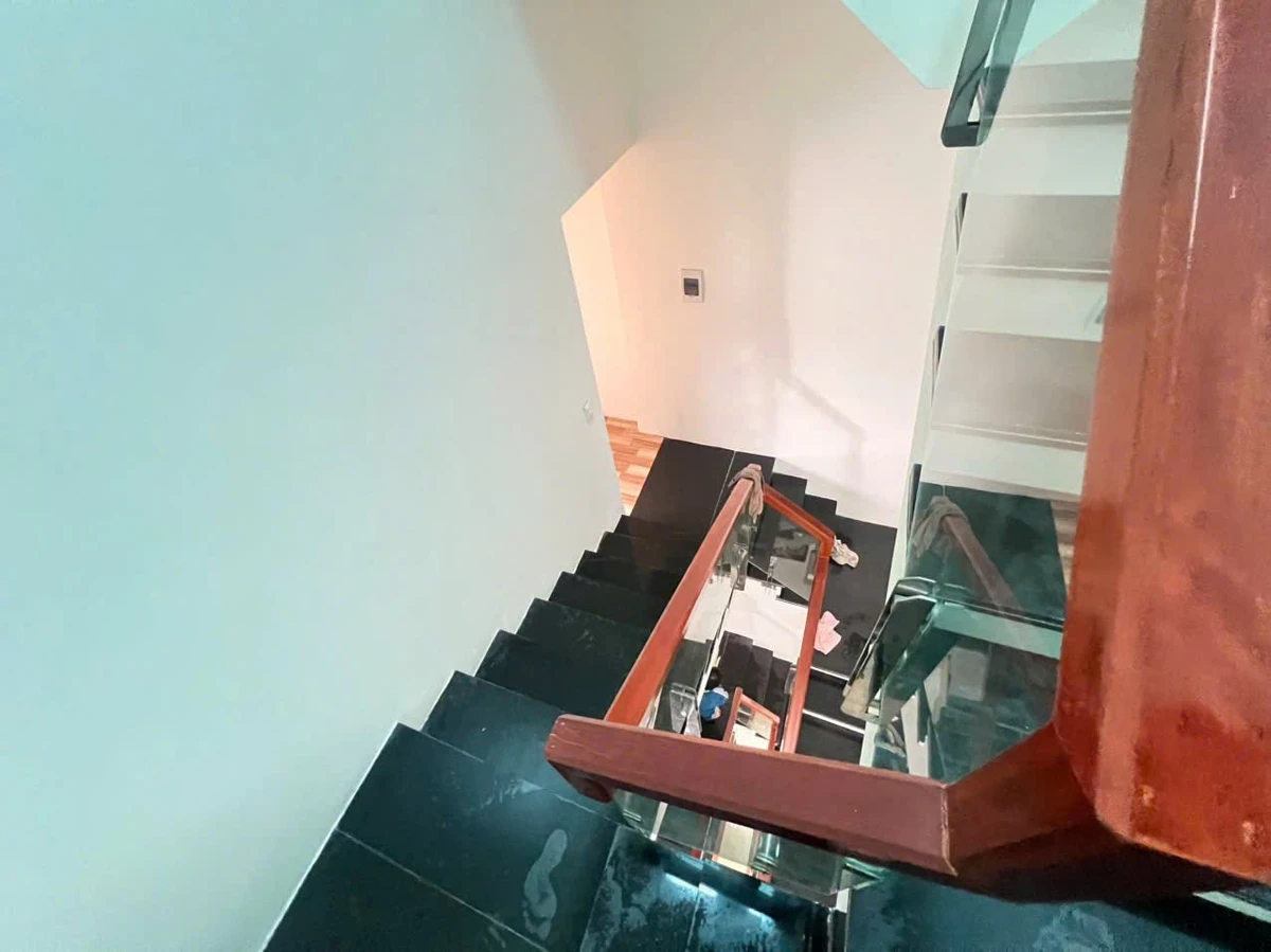 Bán nhà 3 tầng 1 tum, 4 PN, 40.7m², Hải Dương, giá 2.7 tỷ - Ảnh thu nhỏ 2