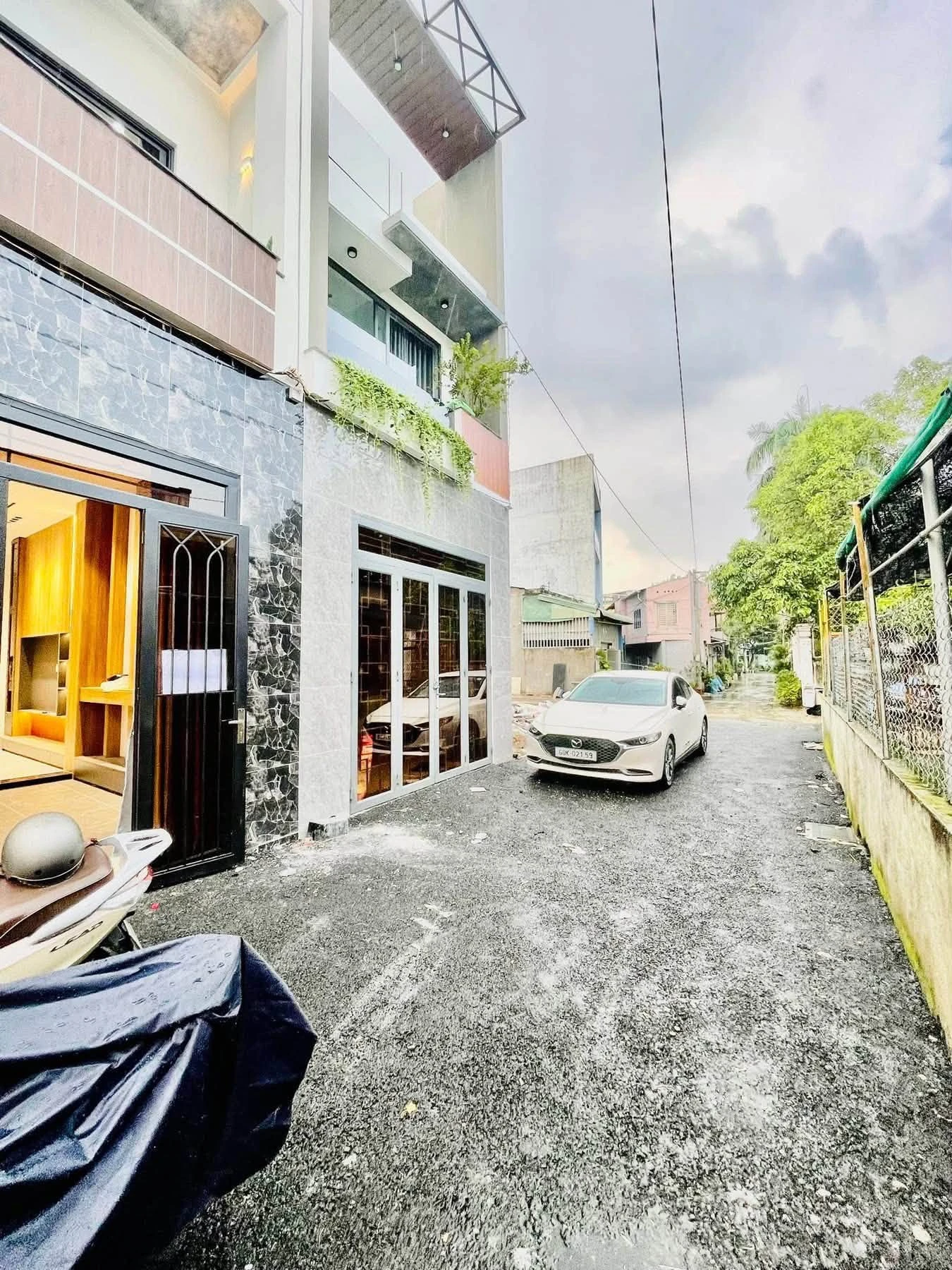Bán nhà 1 trệt 2 lầu 3PN, DTSD 160m², đối diện chợ Tân Phong, Biên Hòa - Ảnh 1