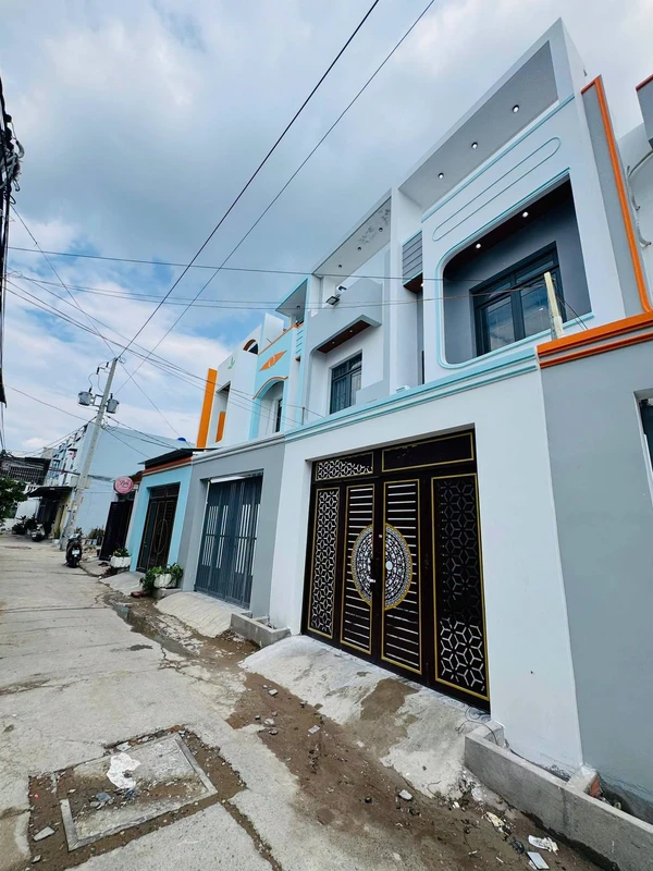 Bán nhà 1 trệt 2 lầu 3PN Cần Giuộc Tây Ninh 56m2 - 2,5 tỷ