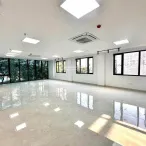 Chính chủ bán tòa nhà văn phòng 100m2, 7 tầng thang máy, vị trí trung tâm đường Cổ Linh, Long Biên - Ảnh thu nhỏ 16