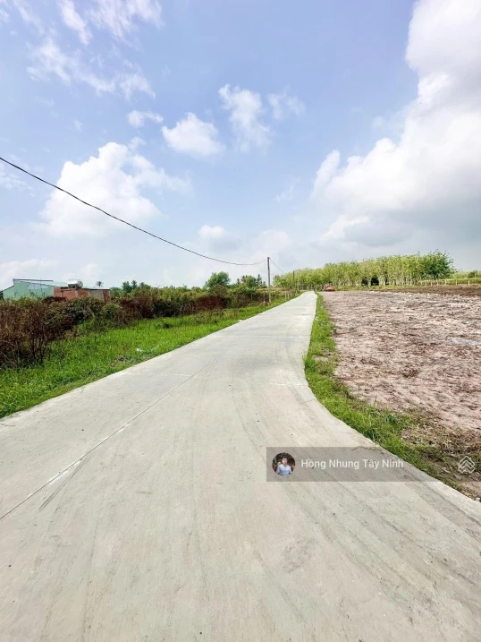 980tr, 1000m2 có thổ cư gần hết đất, gần dự án KCN Hiệp Thạnh, đường bê tông