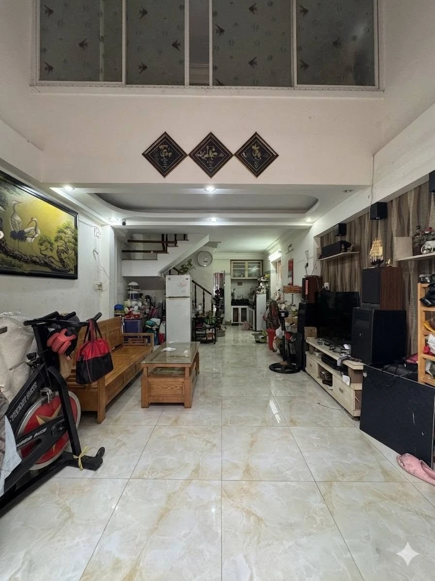Bán nhà hẻm thông đường Bà Hạt, Quận 10, 37m², 4 tầng BTCT, 3PN 4WC, 6 tỷ - Ảnh thu nhỏ 2