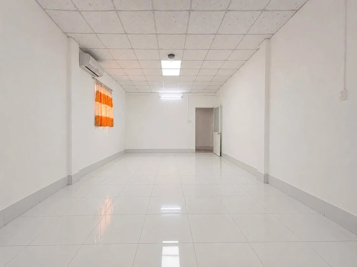 Bán nhà mặt tiền Nguyễn Trung Trực, An Hoà, Rạch Giá, ngay chợ Tắc Ráng, 4,5x16,95m - Ảnh thu nhỏ 5