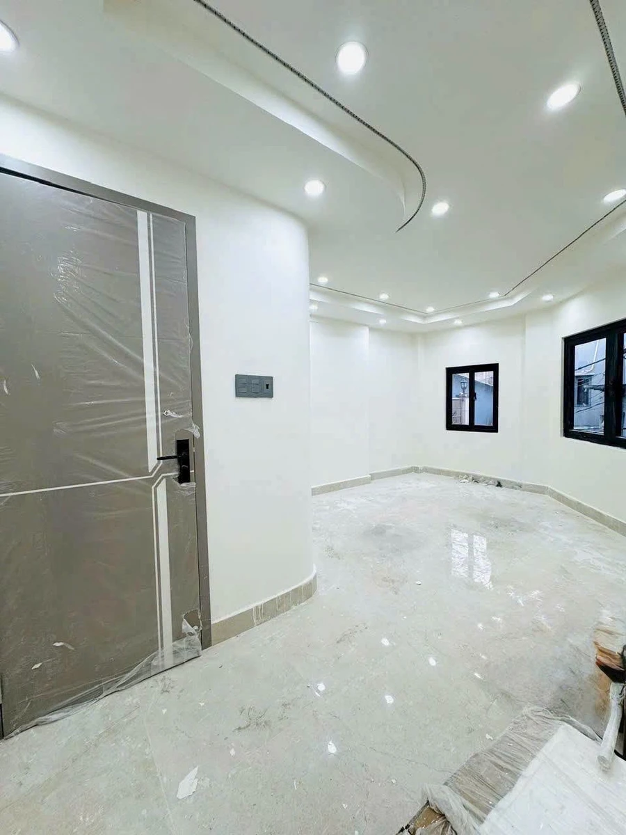 Bán nhà hẻm Đoàn Văn Bơ Quận 4, 5 tầng, 26,6m², 3PN 4WC, giá 4,25 tỷ - Ảnh thu nhỏ 3