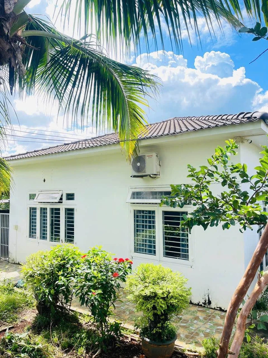 Bán nhà vườn mái nhật 200m2, 4PN 3WC gần chợ Thành Nhất - Ảnh thu nhỏ 2