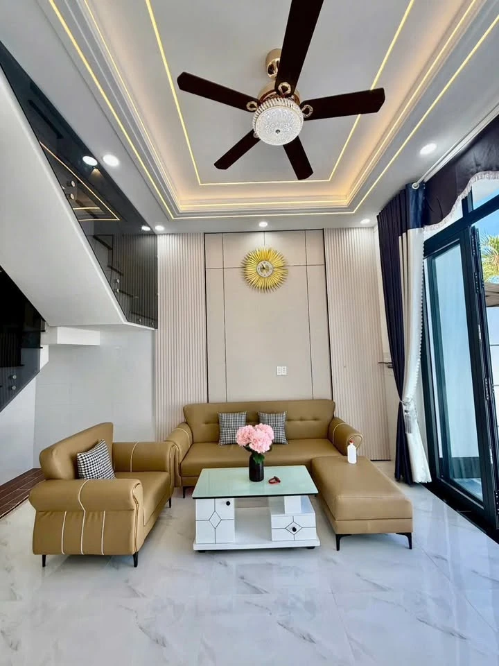 Bán nhà lầu hiện đại 3PN, 70m² Tây Ninh, 2.98 tỷ - Ảnh thu nhỏ 4