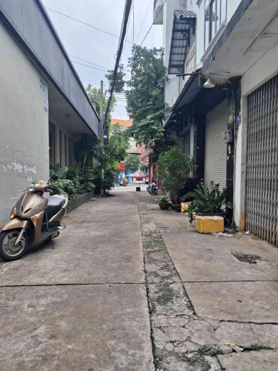 Bán nhà 4PN hẻm ô tô Âu Cơ, Tân Phú, 40.5m², 6.2 tỷ - Ảnh 1