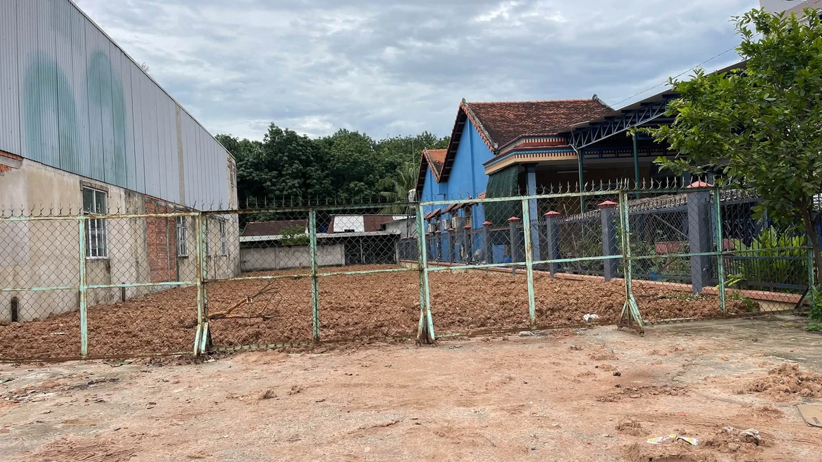Bán đất 2 mặt tiền ĐT741 Hòa Lợi, 300m² thổ cư, giá 8 tỷ - Ảnh thu nhỏ 3