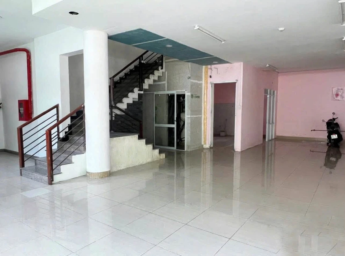 Cho thuê mặt bằng kinh doanh 255m² đường Nguyễn Ái Quốc, gần chung cư A6 A7, giá 45 triệu/tháng - Ảnh thu nhỏ 2