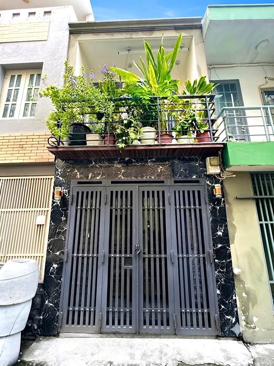 Bán nhà 2 tầng 30m² 2PN hẻm Đường Số 79, Tân Hưng, Quận 7 - 4,7 tỷ - Ảnh 1