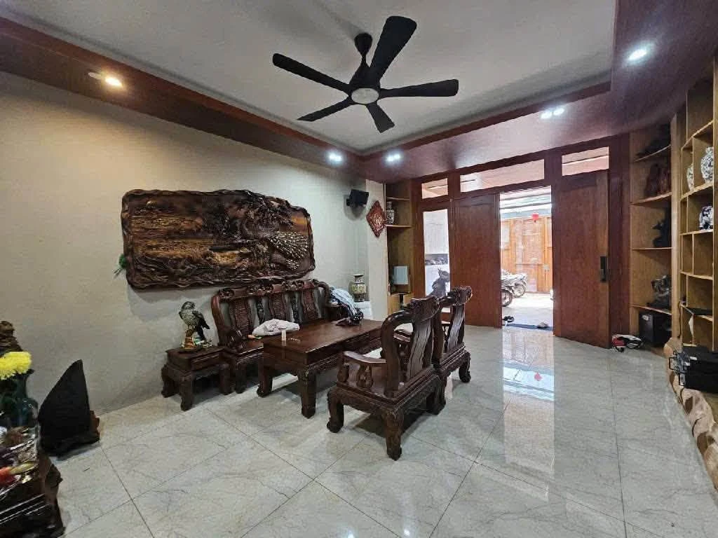 Bán nhà 5 tầng thang máy Bàu Cát, Tân Bình, 100m² - Ảnh thu nhỏ 3